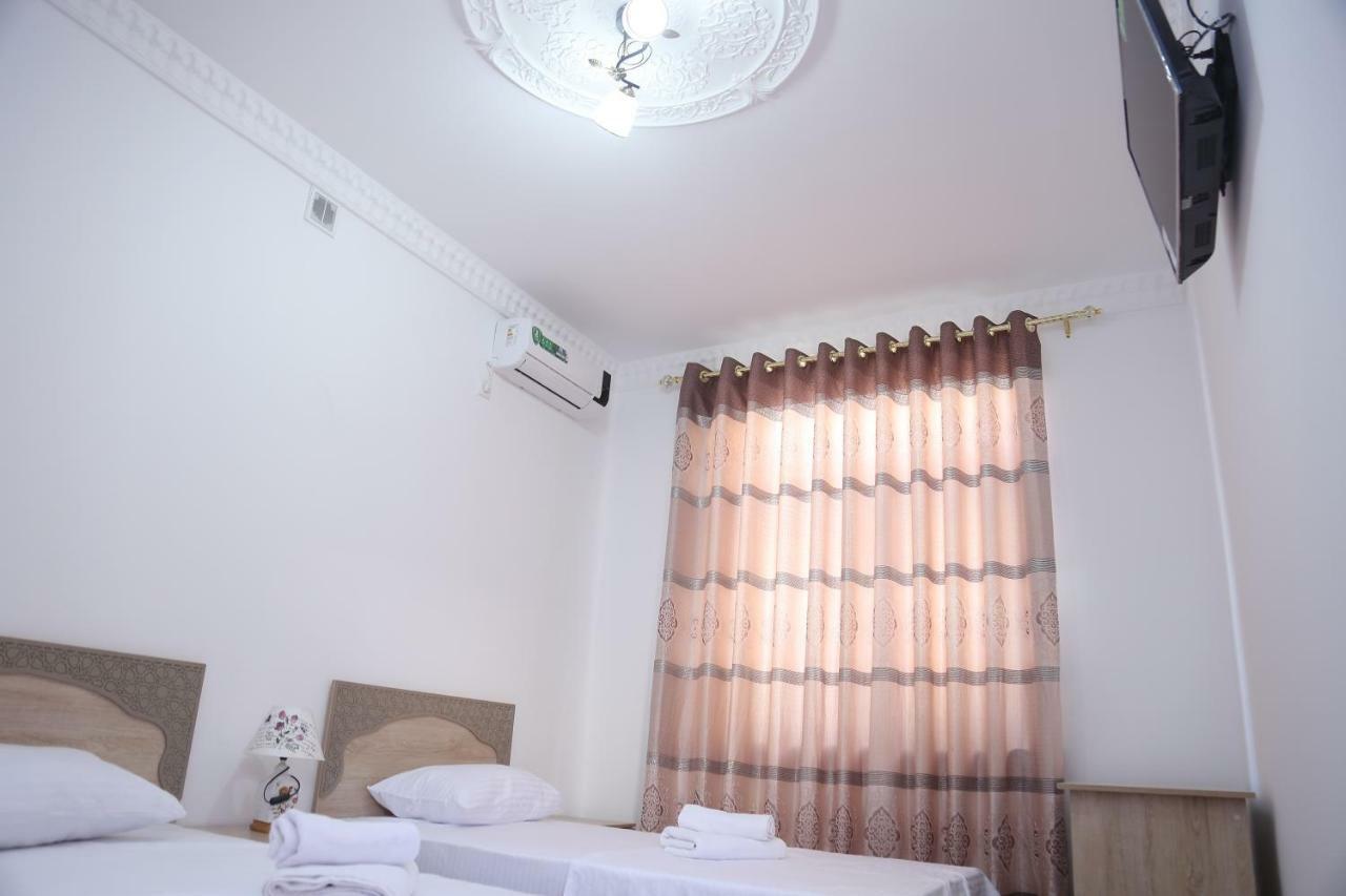 Anis-Pari Hotel Buhara Exterior foto